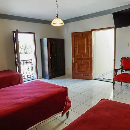 أريكيبا Hostal El Remanso الغرفة الصورة